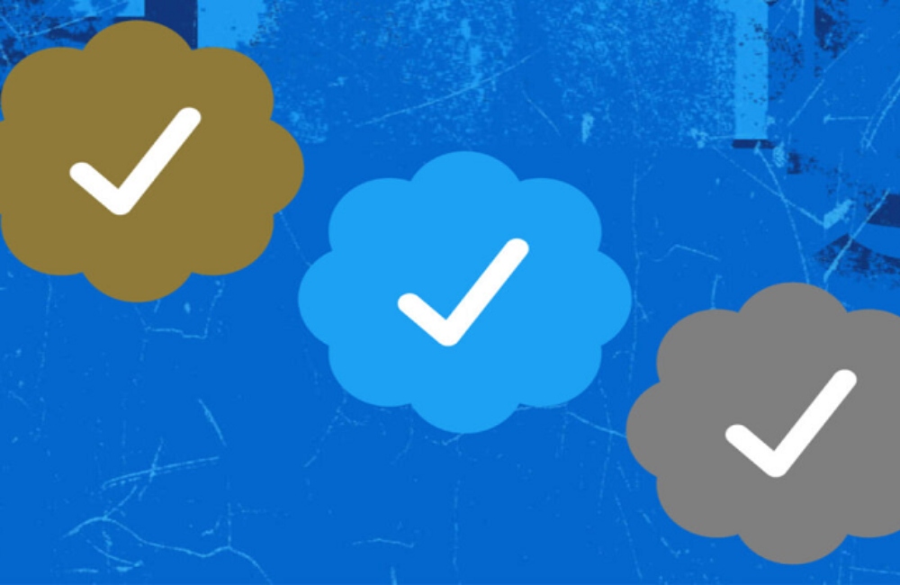 There are now three colors for Twitter accounts that are verified